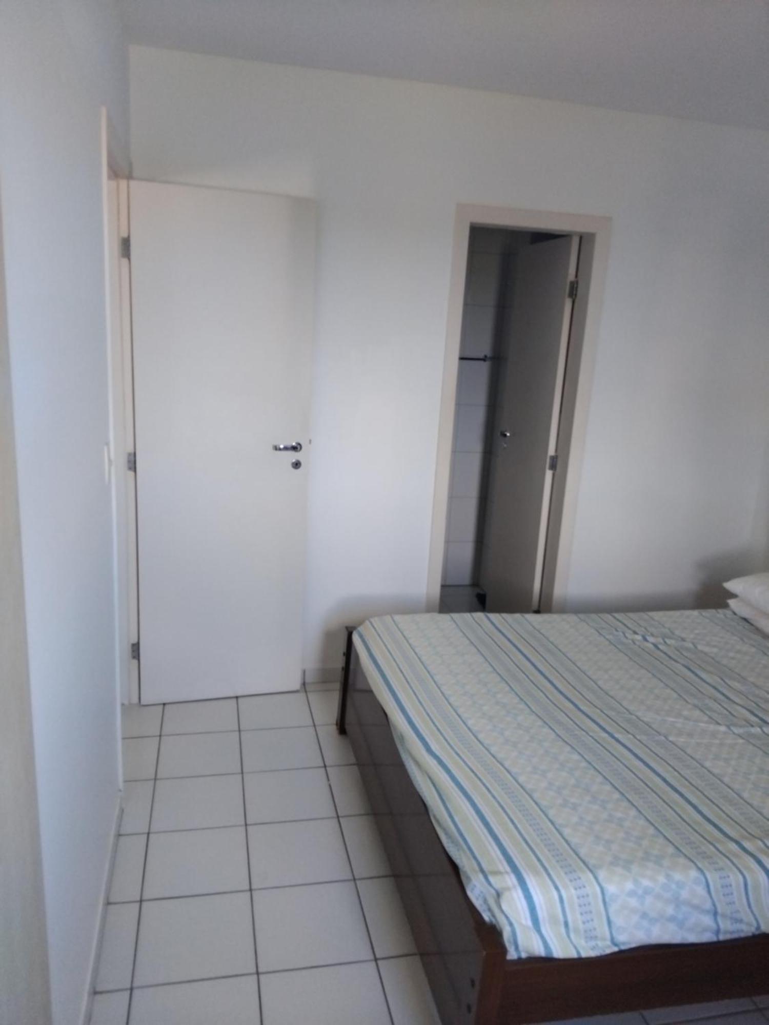 Apartamento Em Guarajuba 200M Da Praia Camaçari Exteriér fotografie